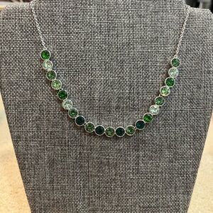 Green Glimmer Necklace